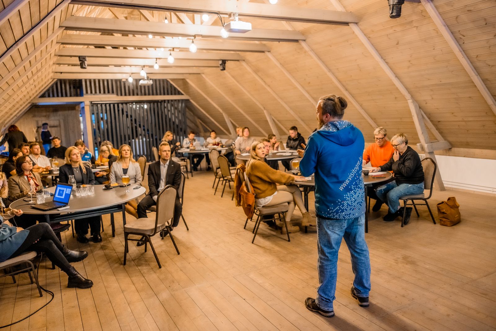 Aizvadīts uzņēmēju pieredzes apmaiņas brauciens Ogres novadā