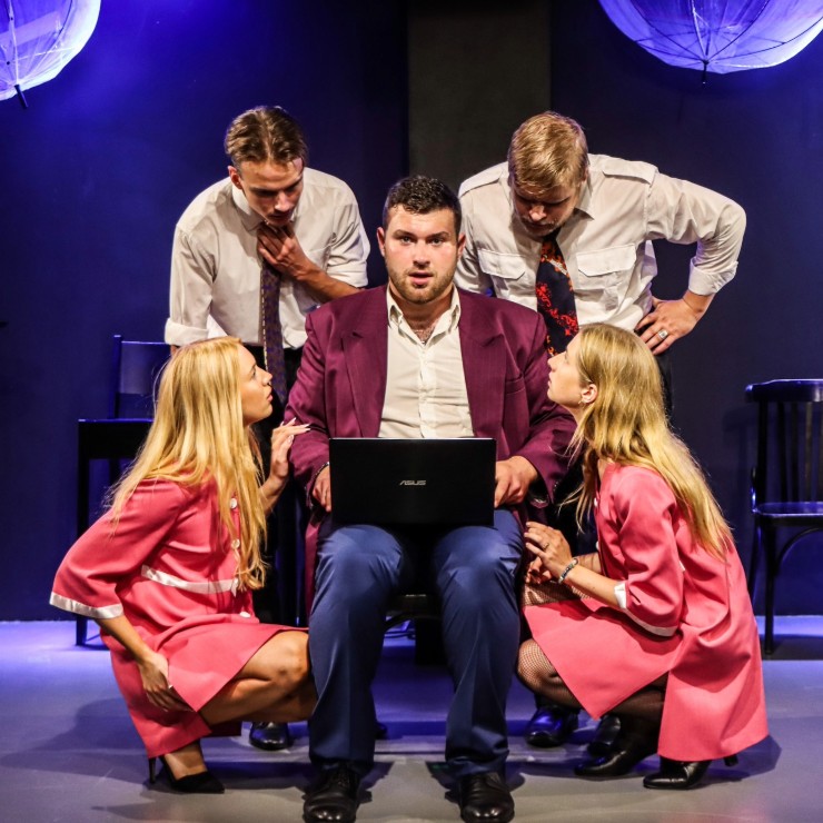 TEĀTRA KARUSELIS | Teatrāla koncertprogramma