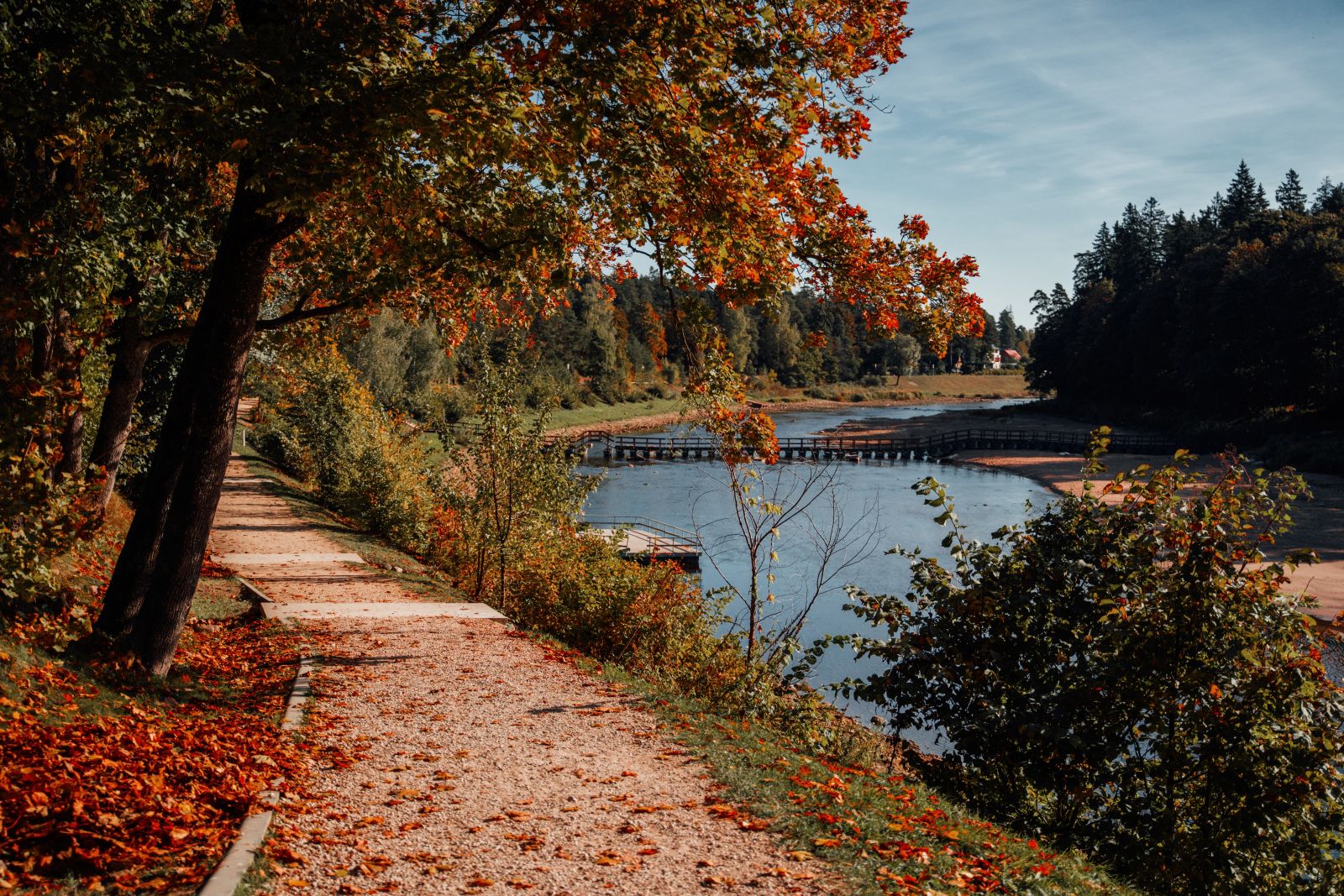 Krasta promenāde. Foto-Jānis Romanovskis