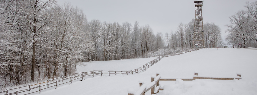 Meņģele viewing tower in winter